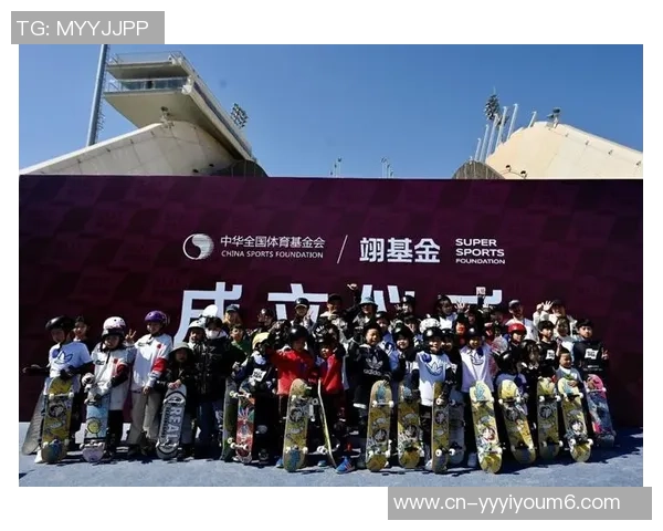 福林足球:传承与创新的完美结合助力青少年成长与发展 福林足球:传承与创新的完美结合助力青少年成长与发展