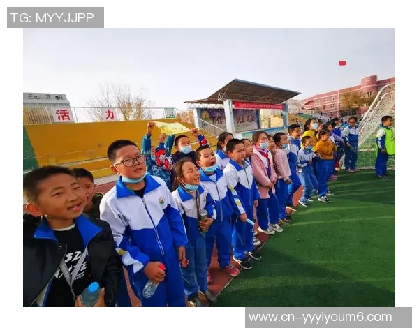 足球双兄弟携手共进书写传奇人生与赛场辉煌 足球双兄弟携手共进书写传奇人生与赛场辉煌